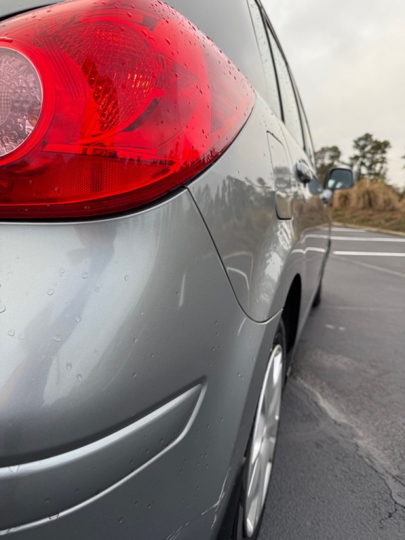 2010 Nissan Versa Image 30