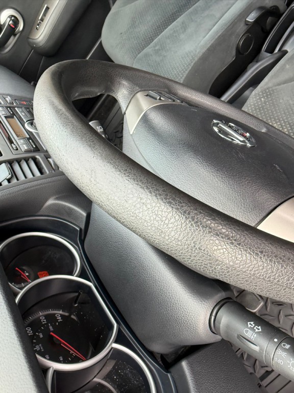 2010 Nissan Versa Image 34