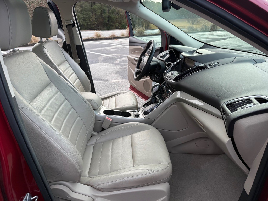 2013 Ford Escape Image 16