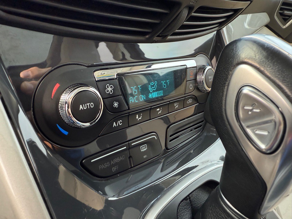 2013 Ford Escape Image 25