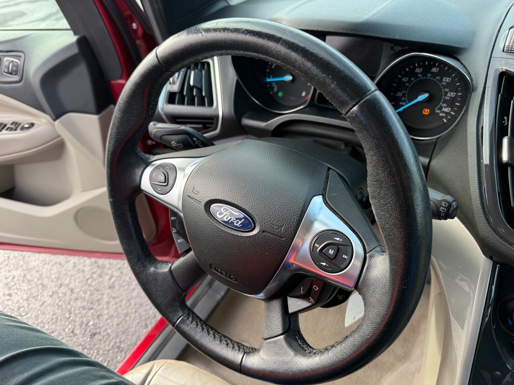 2013 Ford Escape Image 28