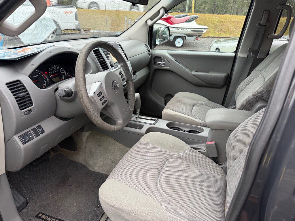 2013 Nissan Frontier Image 5