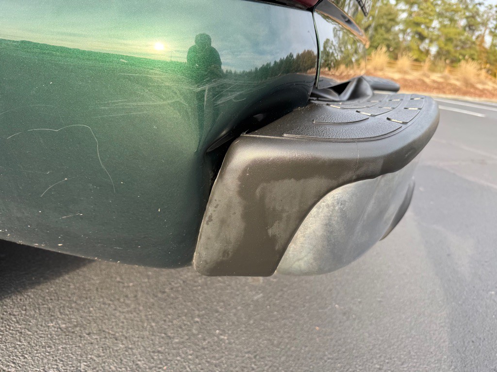 2001 Chevrolet Suburban Image 47