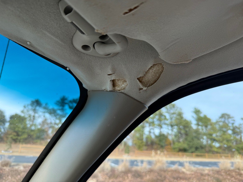 2001 Chevrolet Suburban Image 50