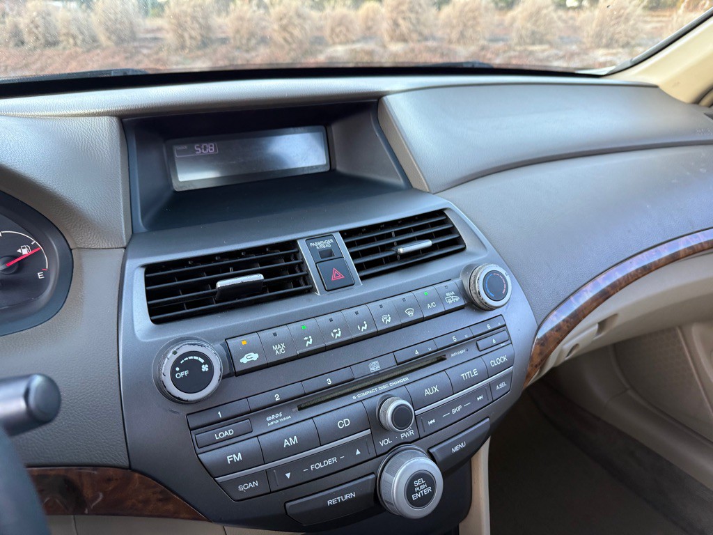 2008 Honda Accord Image 19