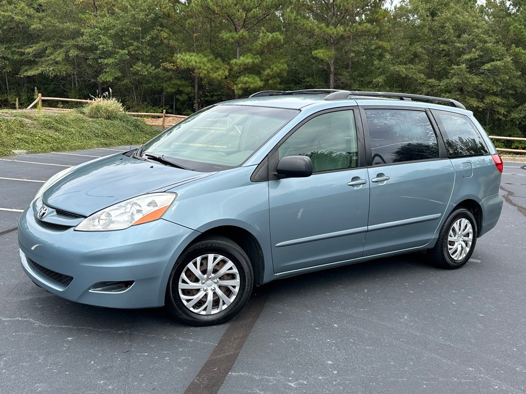 2006 Toyota Sienna Image 2