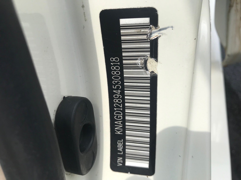 2004 Kia Optima Image 33