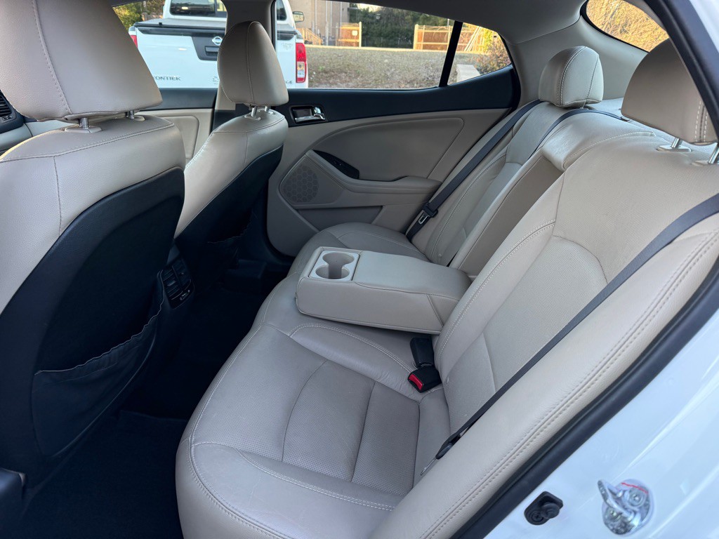 2012 Kia Optima Image 8