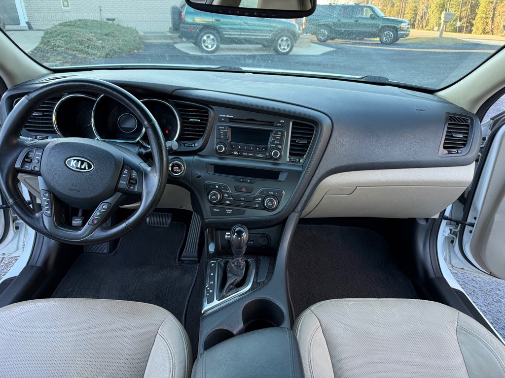 2012 Kia Optima Image 9