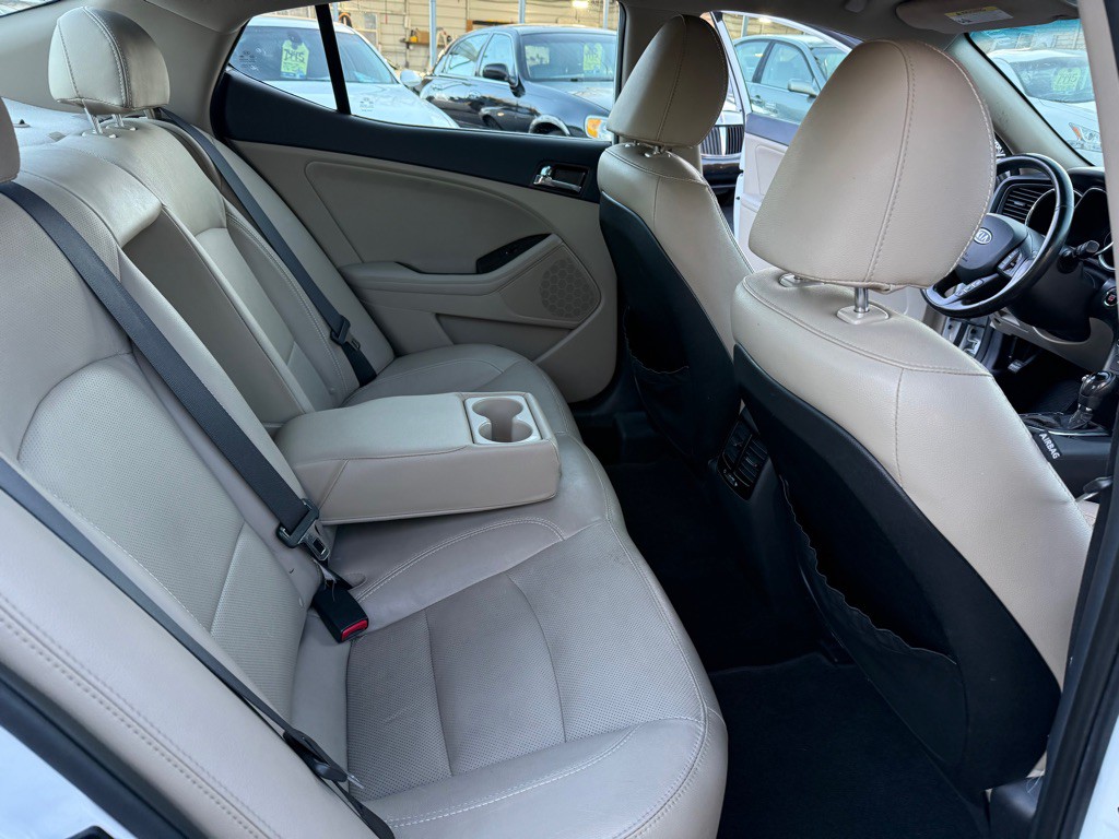 2012 Kia Optima Image 11