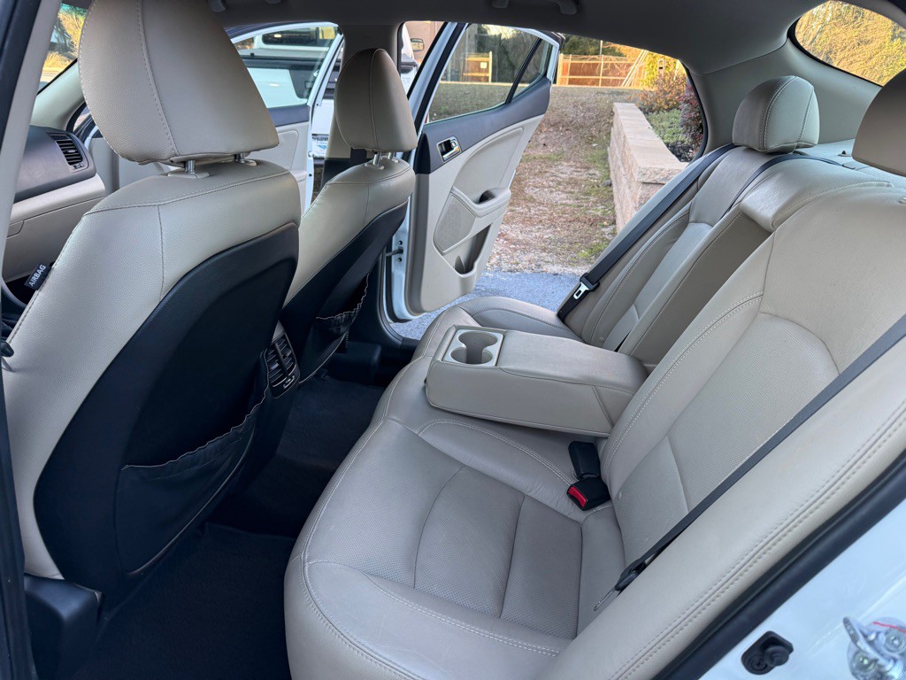 2012 Kia Optima Image 12