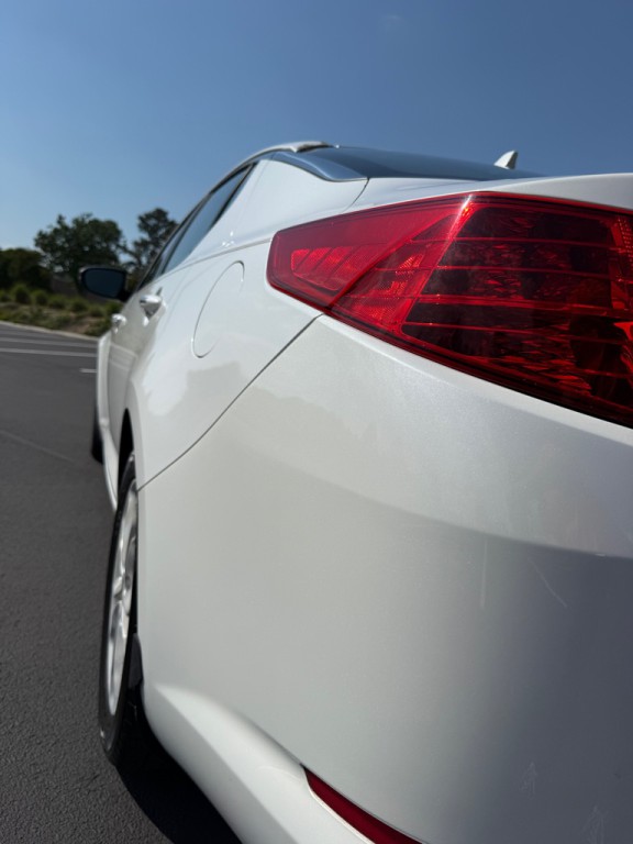 2012 Kia Optima Image 32