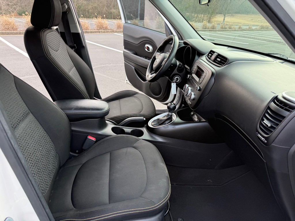 2015 Kia Soul Image 13