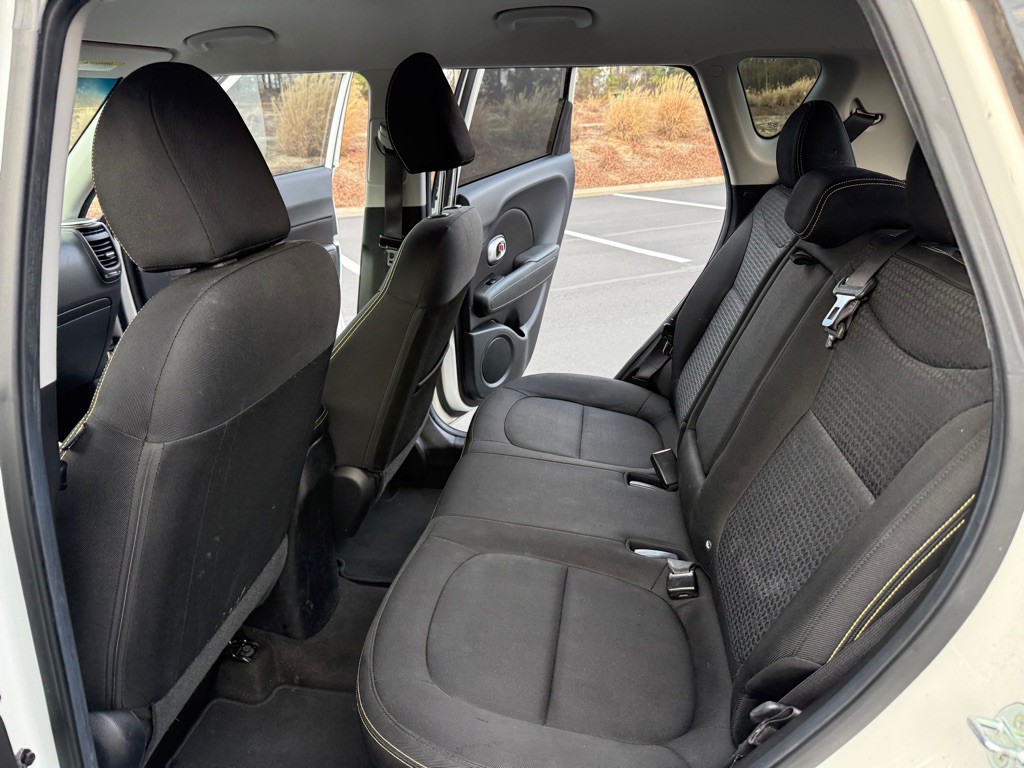 2015 Kia Soul Image 17