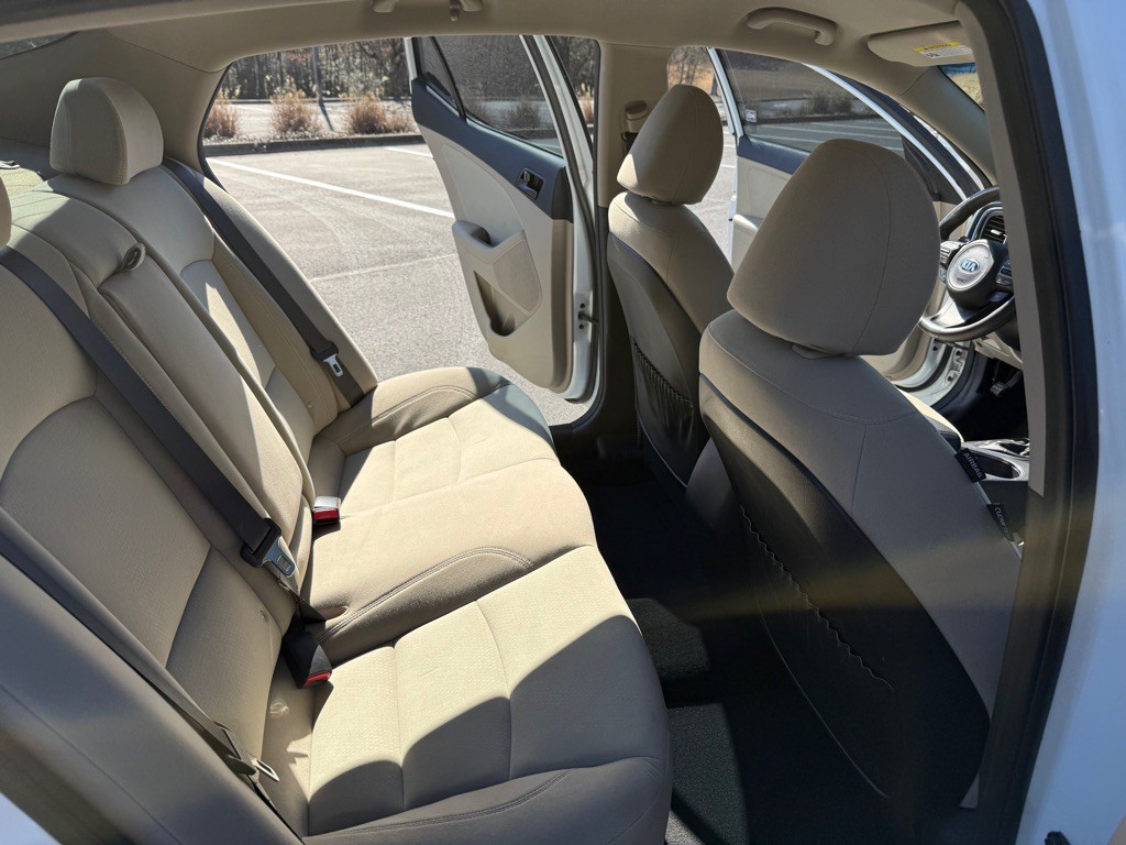 2015 Kia Optima Image 17