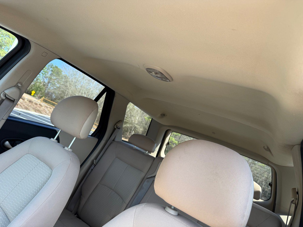 2005 Saturn Vue Image 22