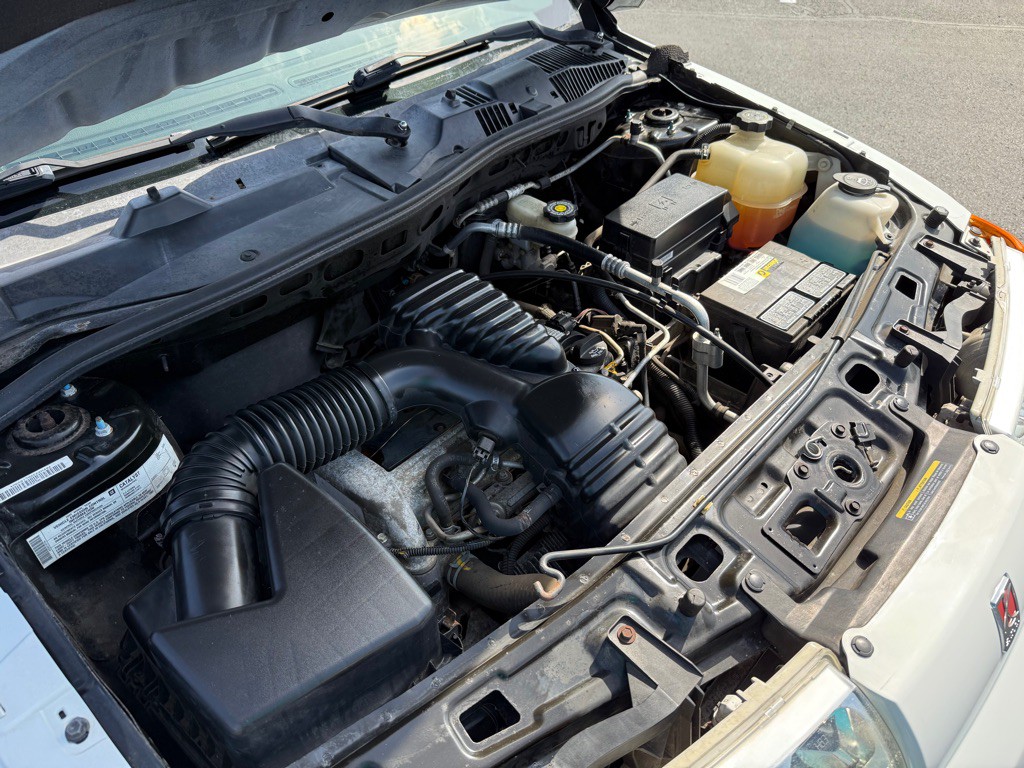 2005 Saturn Vue Image 23