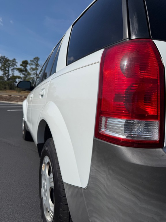 2005 Saturn Vue Image 26