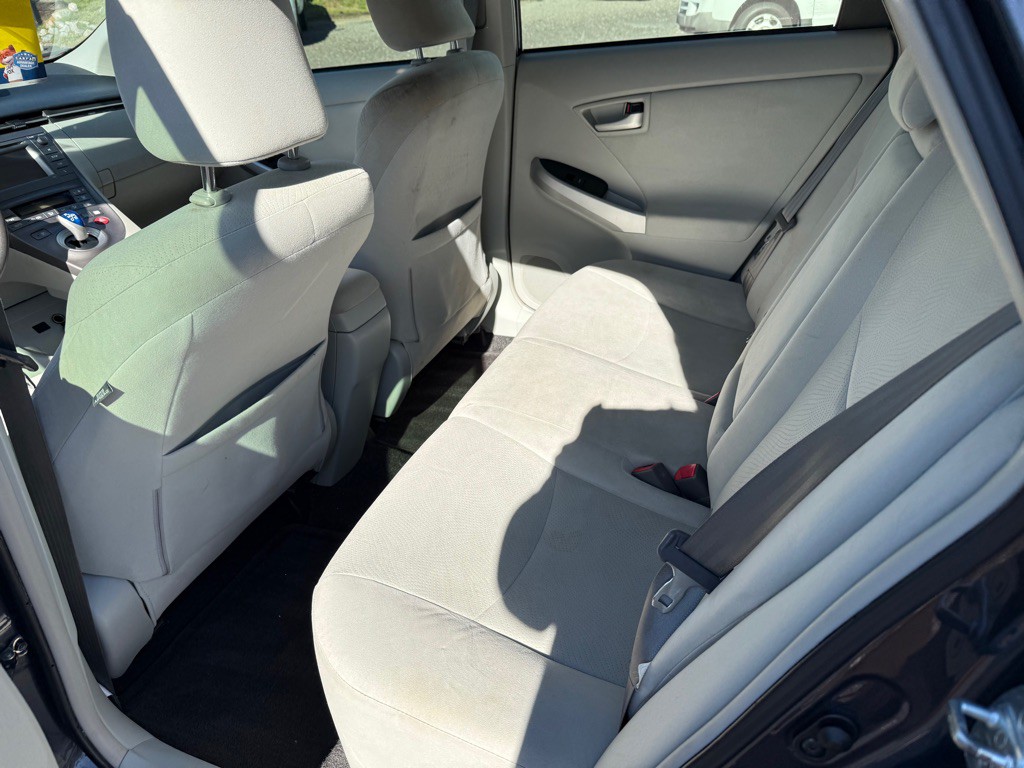 2012 Toyota Prius Image 6