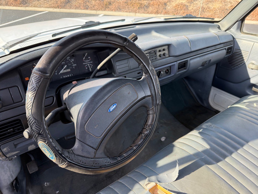 1992 Ford F-150 Image 14