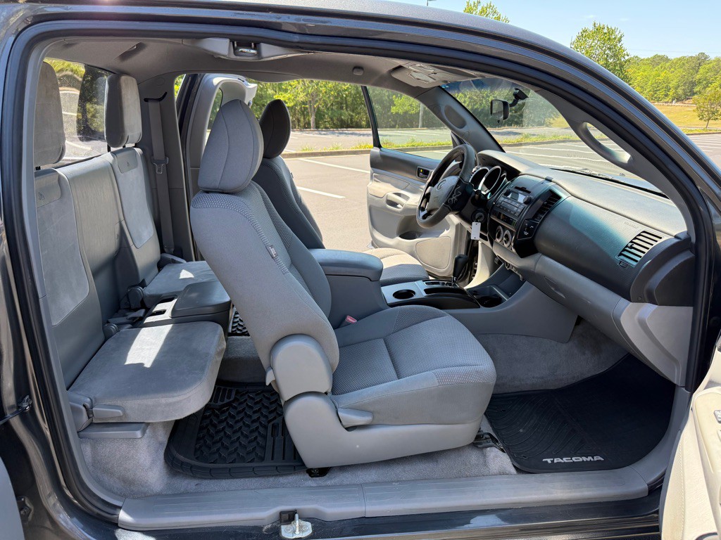 2009 Toyota Tacoma Image 15