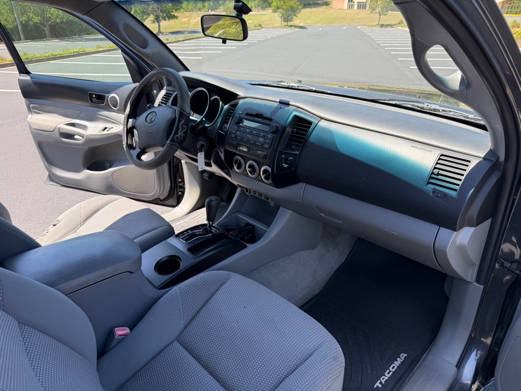 2009 Toyota Tacoma Image 16