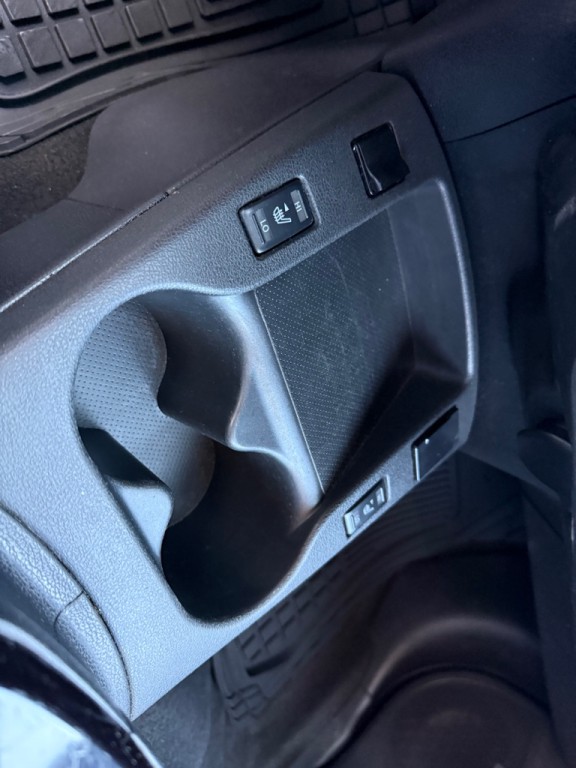 2013 Nissan Leaf Image 12