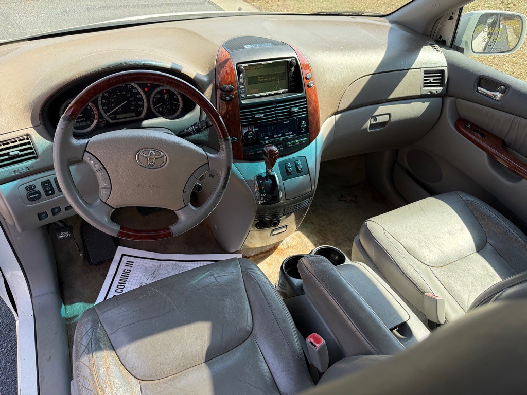 2005 Toyota Sienna Image 7