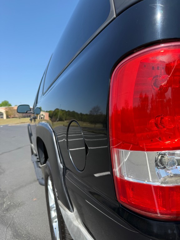 2002 Chevrolet Suburban Image 36