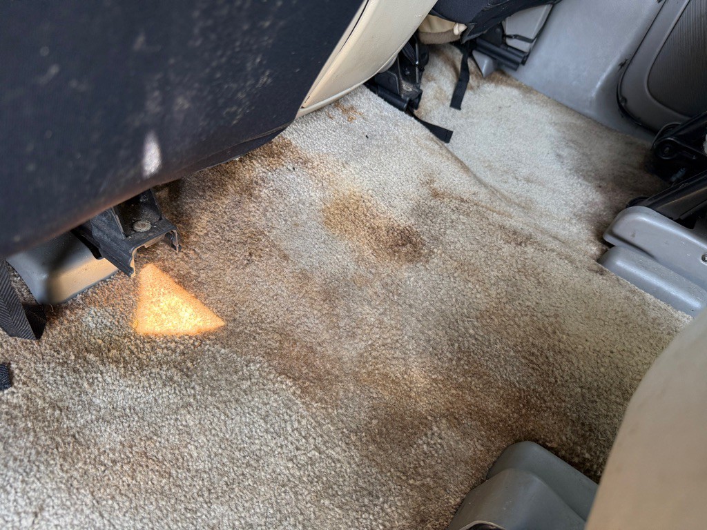 2002 Chevrolet Suburban Image 55