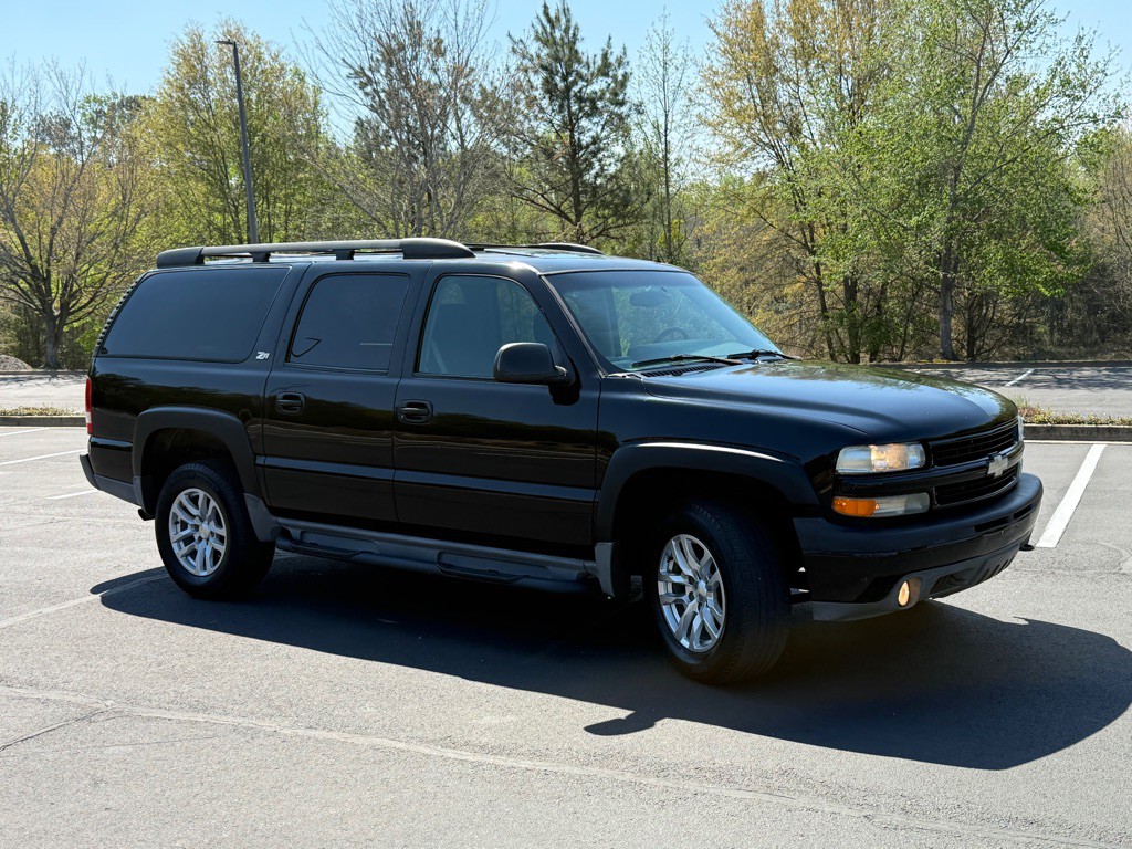 2002 Chevrolet Suburban Image 8