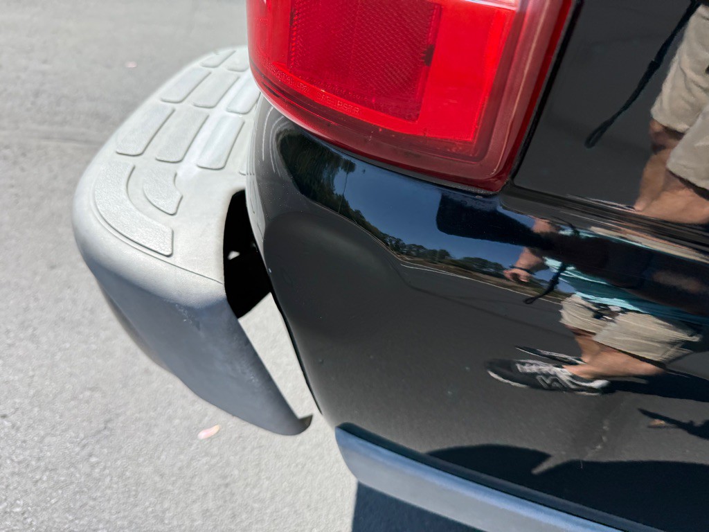 2002 Chevrolet Suburban Image 56