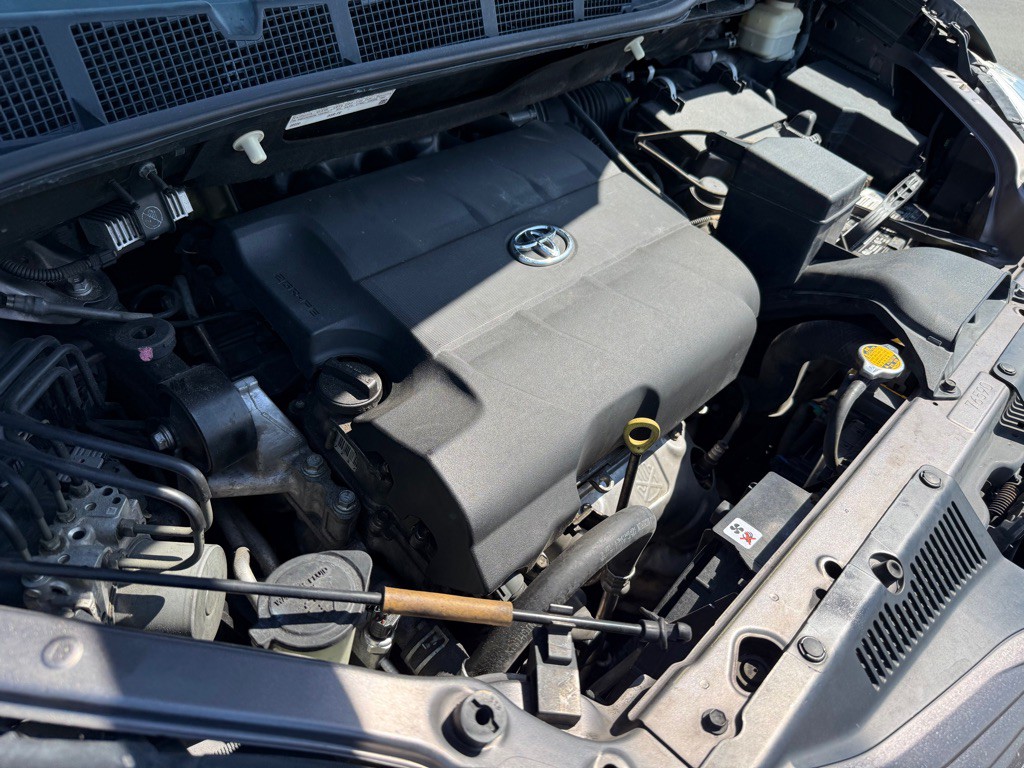 2015 Toyota Sienna Image 35