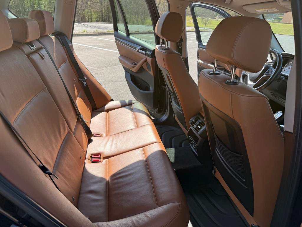 2016 BMW X3 Image 17