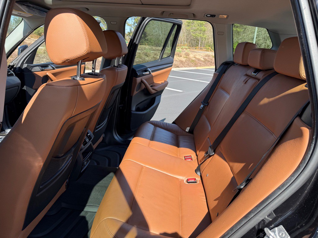 2016 BMW X3 Image 18