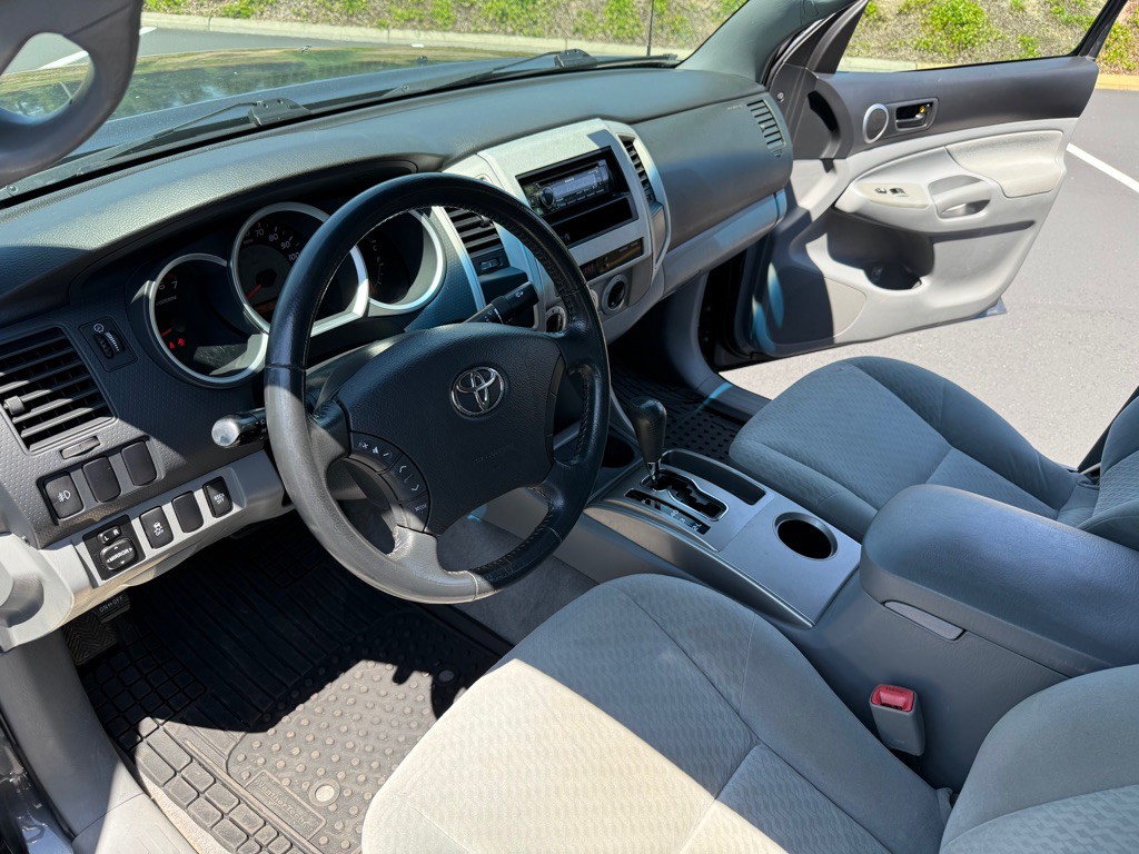 2010 Toyota Tacoma Image 15