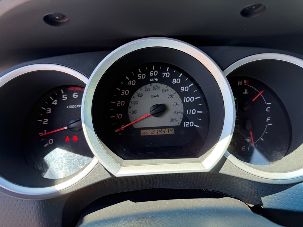 2010 Toyota Tacoma Image 22