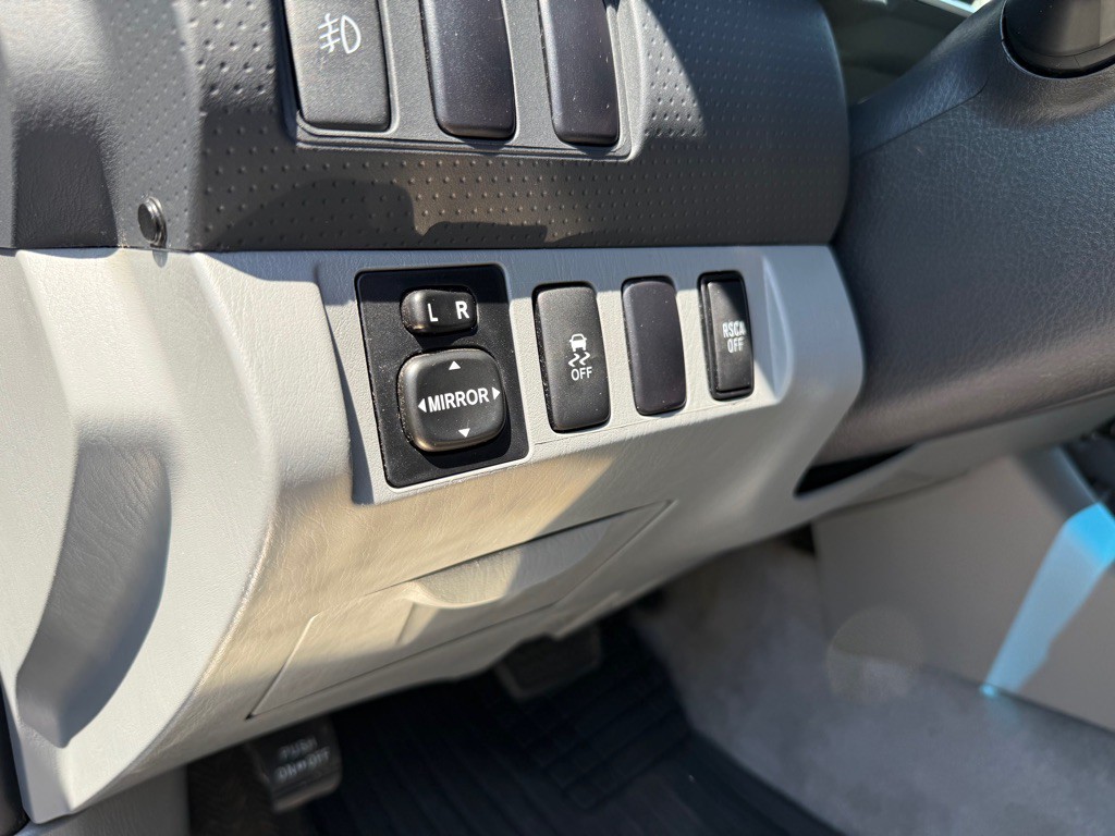 2010 Toyota Tacoma Image 30