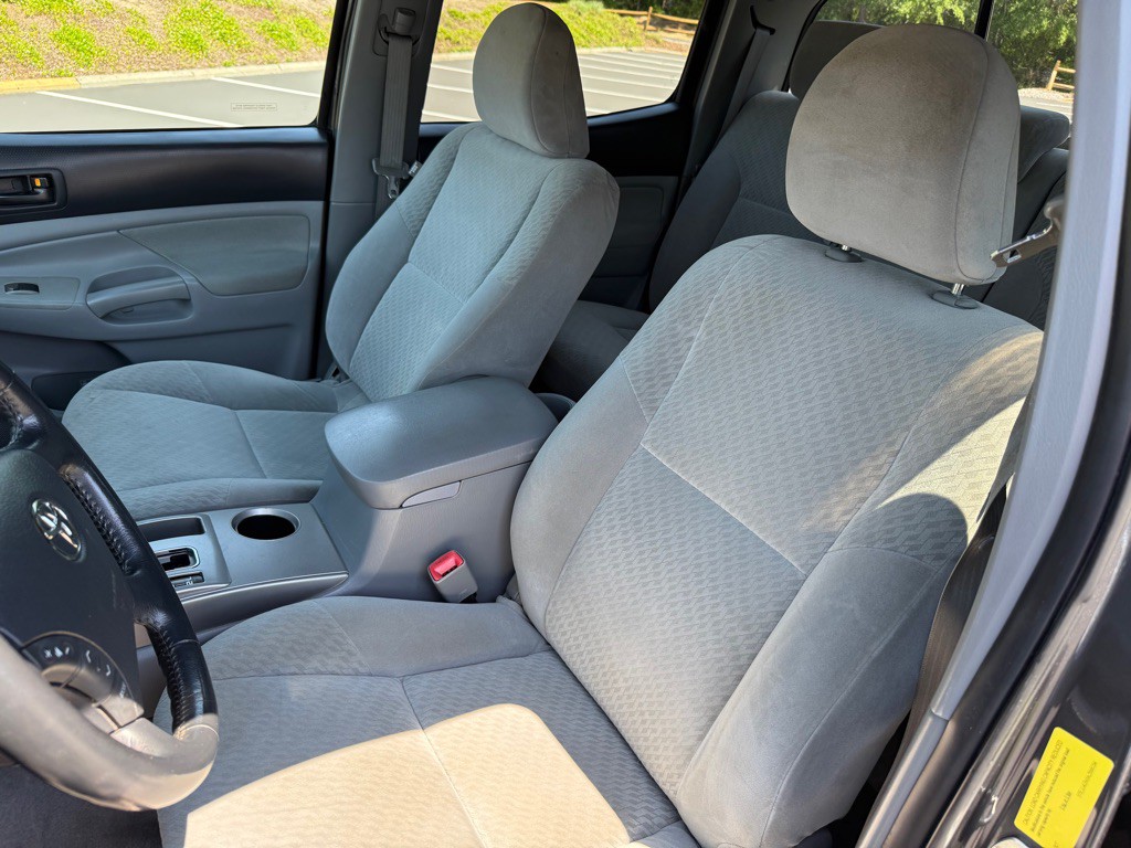 2010 Toyota Tacoma Image 31