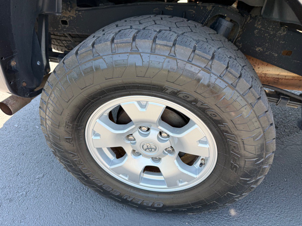 2010 Toyota Tacoma Image 38