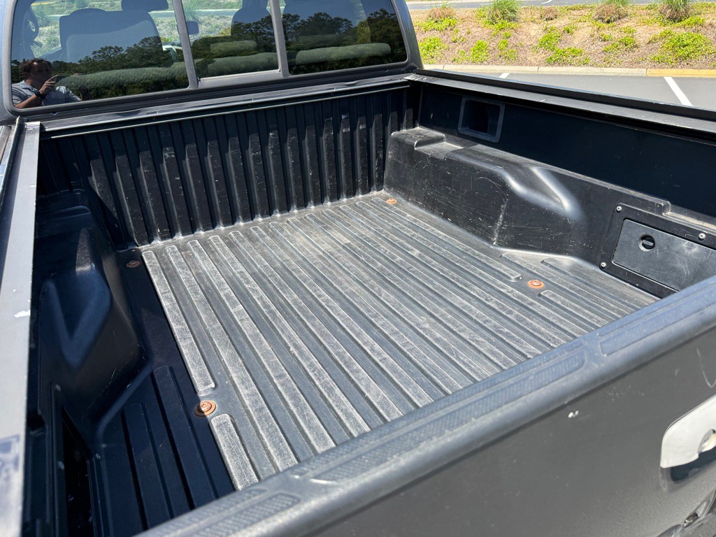 2010 Toyota Tacoma Image 44