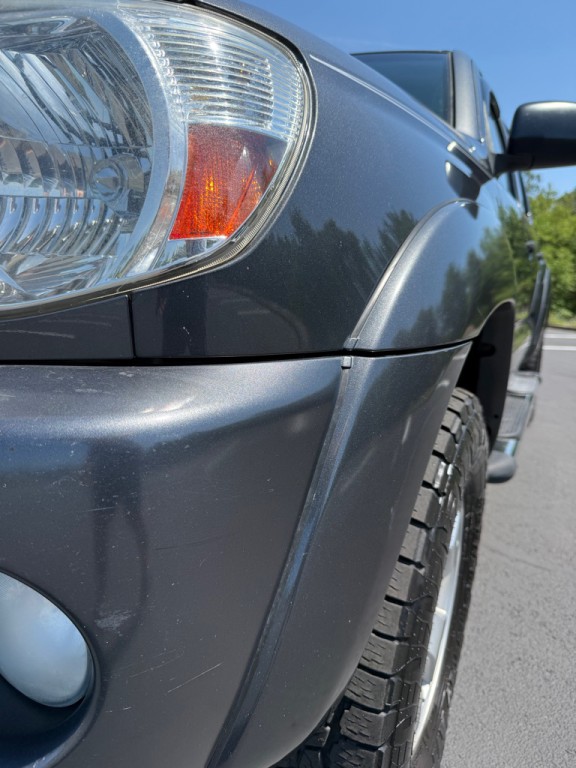 2010 Toyota Tacoma Image 46