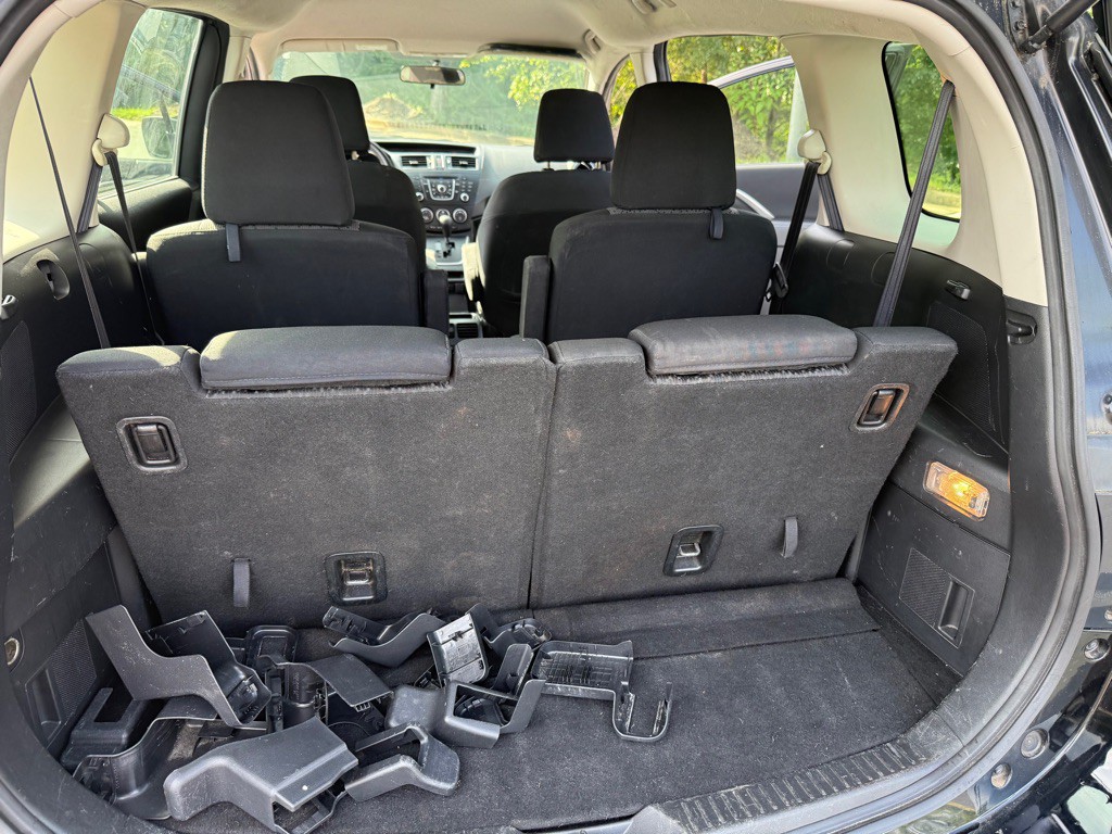 2012 Mazda Mazda5 Image 21