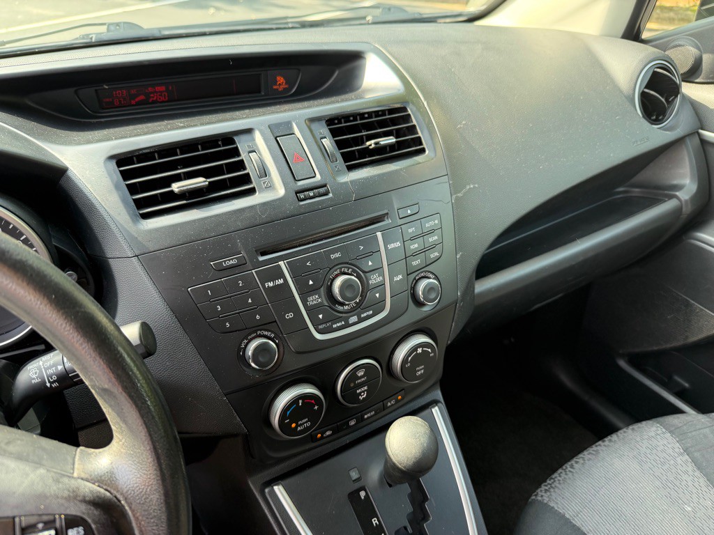 2012 Mazda Mazda5 Image 23