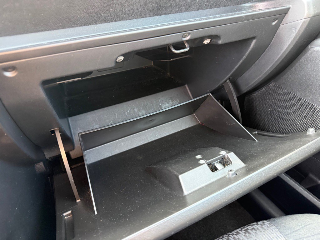 2012 Mazda Mazda5 Image 25