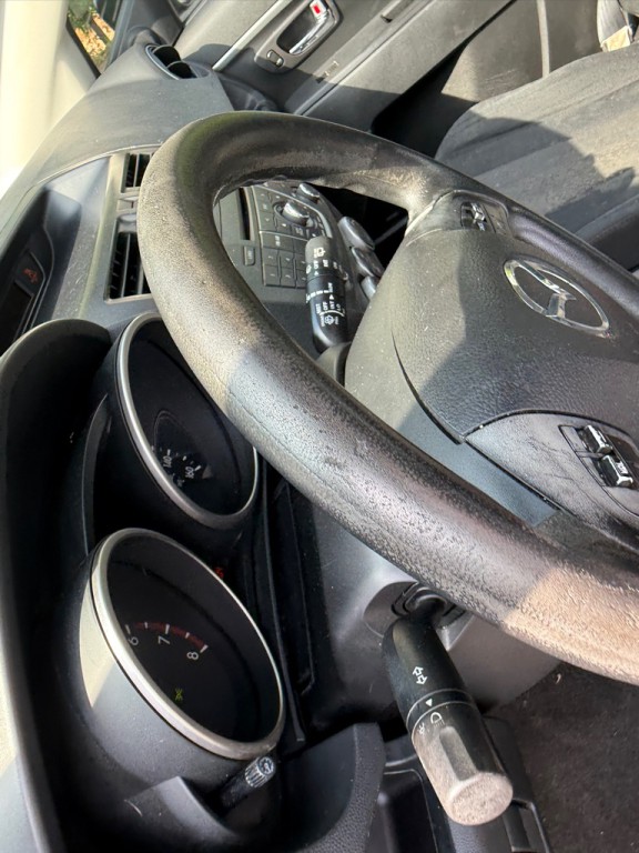 2012 Mazda Mazda5 Image 35