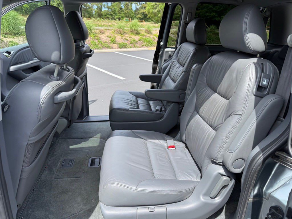 2007 Honda Odyssey Image 13