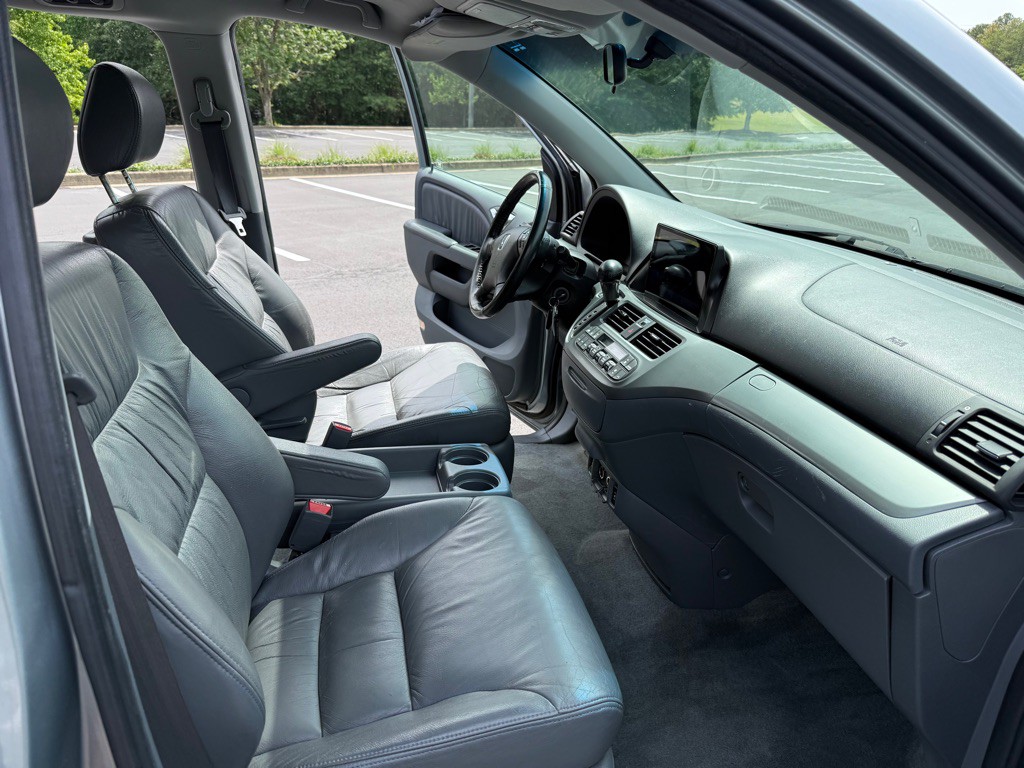 2007 Honda Odyssey Image 16