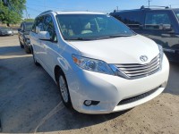Image for 2013 Toyota Sienna XLE ID: 7366708