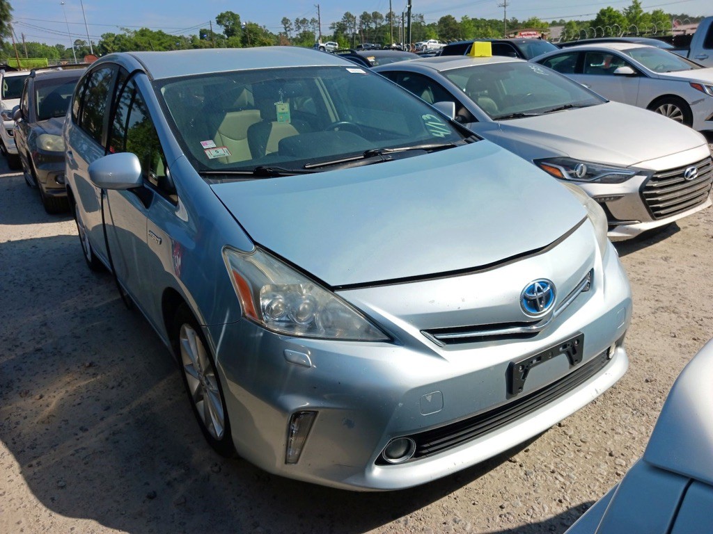 2013 Toyota Prius Image 1